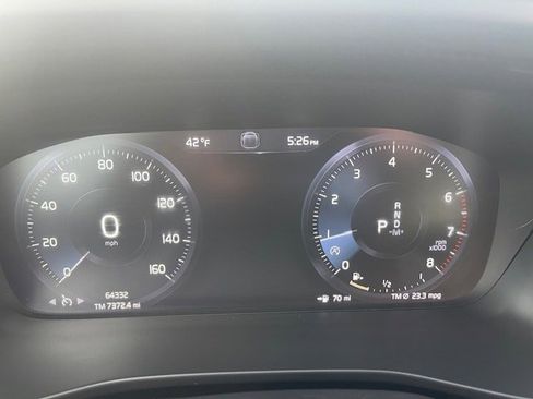 Used 2021 Volvo XC40 T5 Momentum AWD/4WD image 17