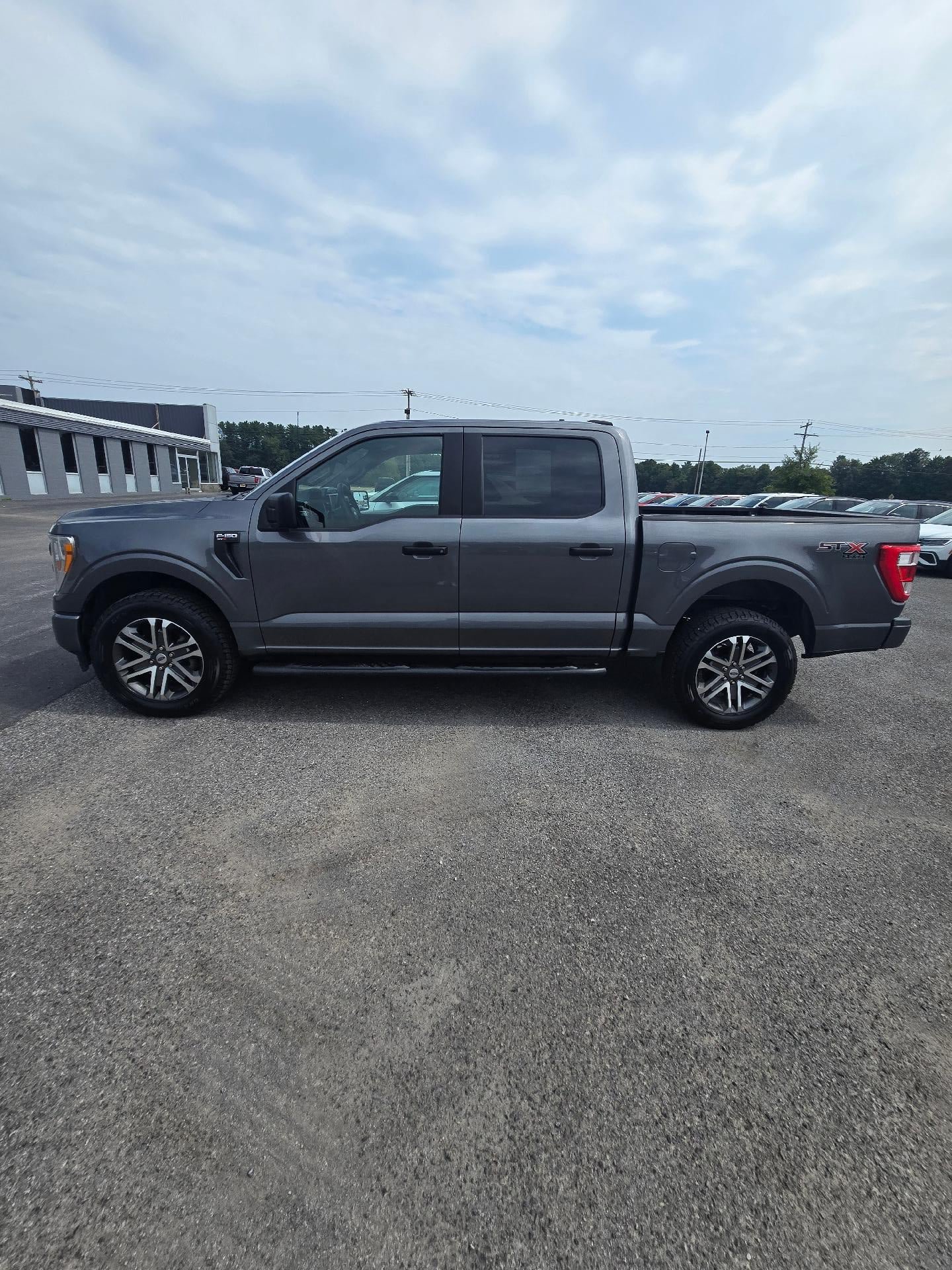 Used 2022 Ford F150 XL w/ STX Appearance Package AWD/4WD image 14