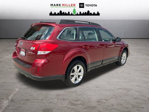 Used 2014 Subaru Outback 2.5i AWD/4WD image 5