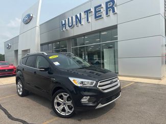 Used 2019 Ford Escape Titanium FWD video 1