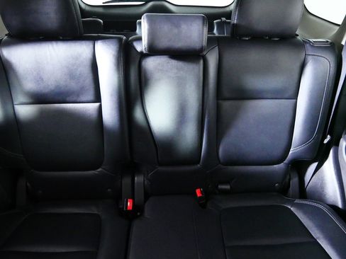 Used 2019 Mitsubishi Outlander SEL AWD/4WD image 13
