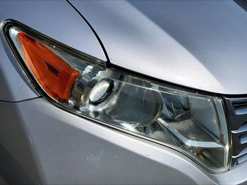 Used 2011 Toyota Venza w/ Convenience Pkg FWD image 25