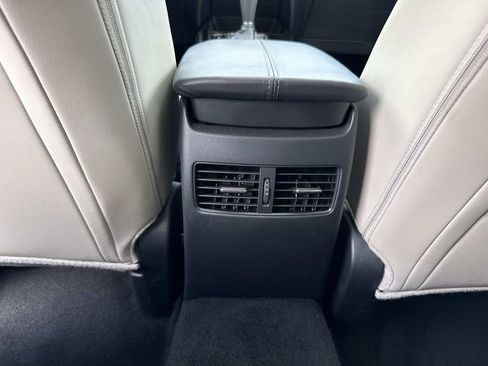 Certified 2025 MAZDA CX-30 AWD 2.5 S w/ Preferred Package image 23