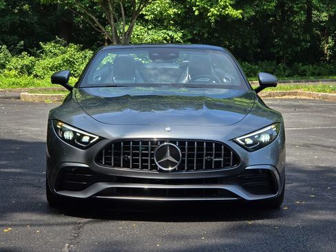 Used 2023 Mercedes-Benz SL 43 AMG w/ Driver Assistance Package image 9