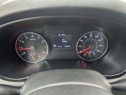 Used 2020 Kia Sportage LX image 16