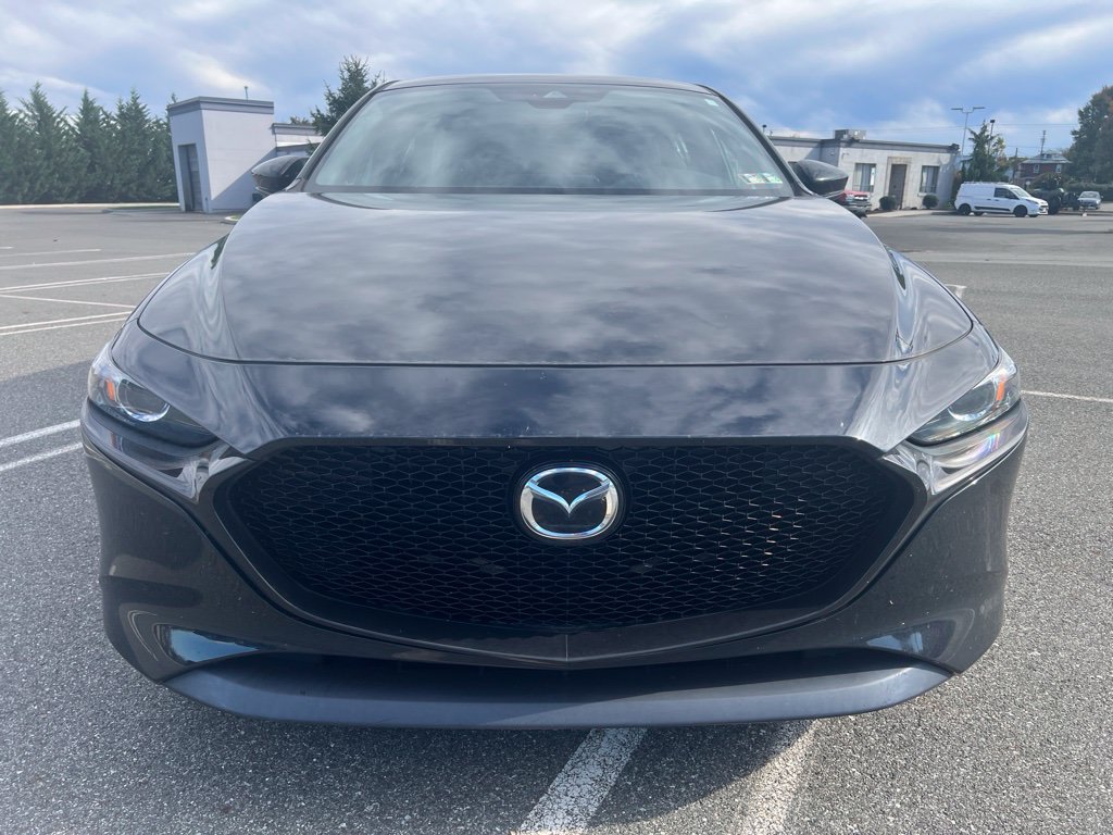 Used 2021 MAZDA MAZDA3 s FWD image 2