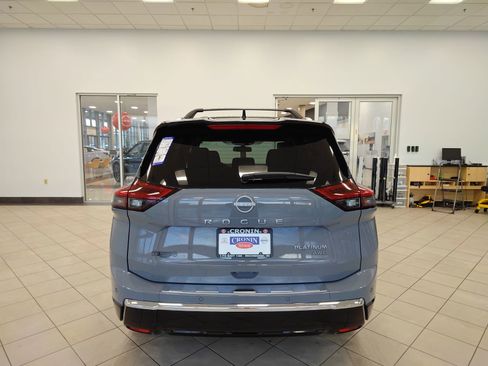 New 2026 Nissan Rogue Platinum w/ Platinum Premium Package image 4