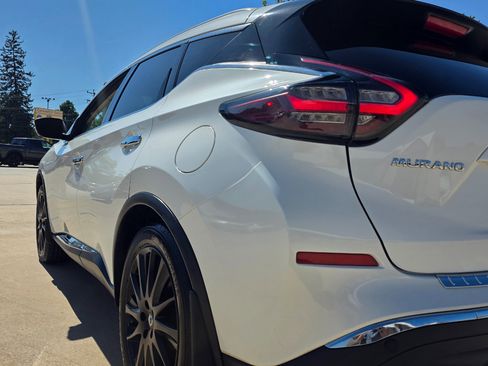 Used 2020 Nissan Murano Platinum image 19