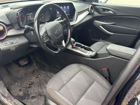 Used 2024 Chevrolet Trax RS w/ Driver Confidence Package image 12