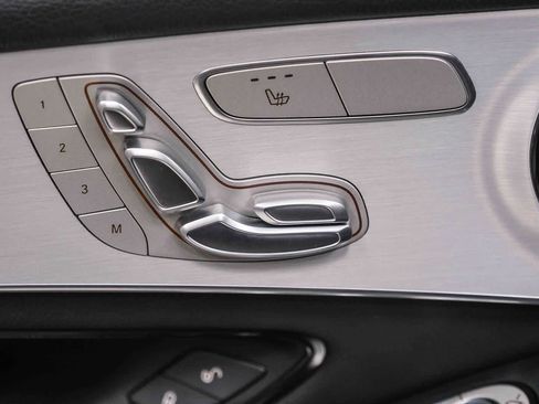 Used 2022 Mercedes-Benz GLC 300 image 28