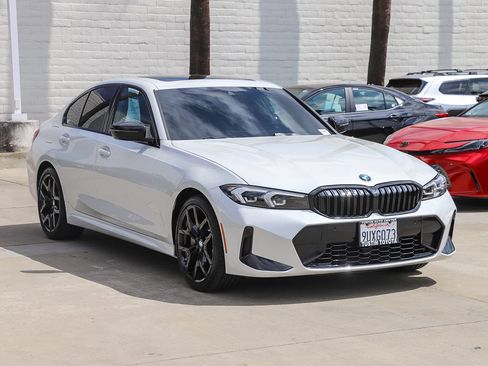 Used 2025 BMW 330i Sedan RWD image 3