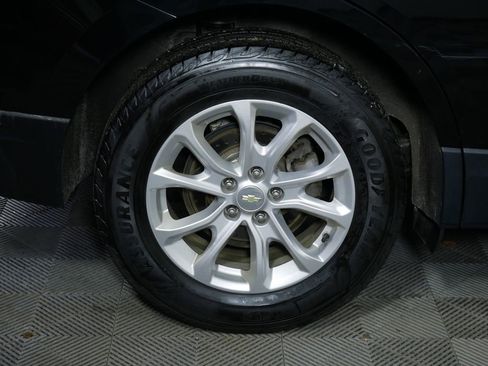 Used 2018 Chevrolet Equinox LT image 11