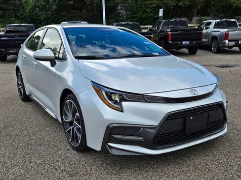 Used 2022 Toyota Corolla SE FWD image 8