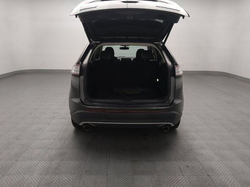 Used 2015 Ford Edge Titanium w/ Technology Package FWD image 29