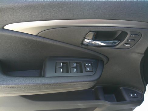 Used 2022 Honda Pilot EX-L image 18