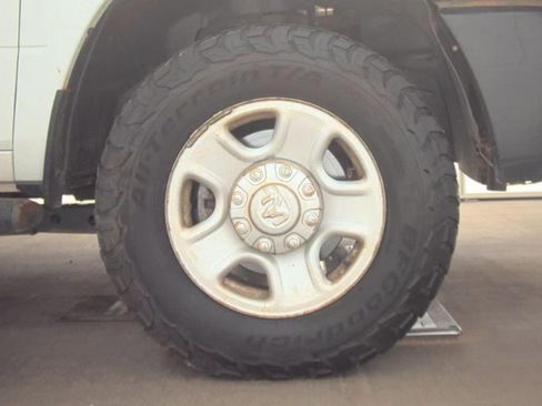 Used 2024 RAM 2500 Tradesman w/ Snow Chief Group AWD/4WD image 10