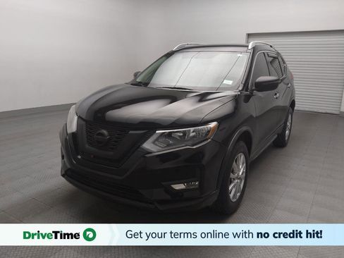 Used 2017 Nissan Rogue SV image 1