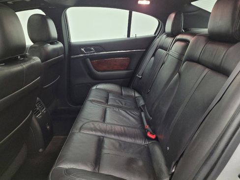 Used 2016 Lincoln MKS w/ Equipment Group 101A image 18