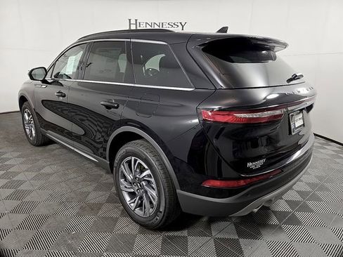 Used 2026 Lincoln Corsair Premiere FWD image 6