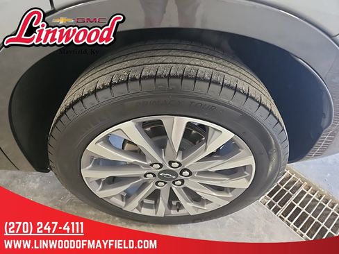 Used 2024 Chevrolet Blazer Premier image 7