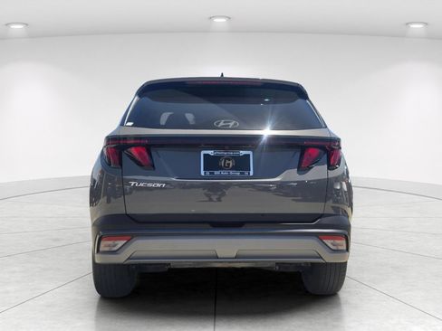 Used 2025 Hyundai Tucson SEL FWD image 4