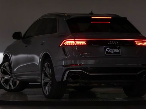 Used 2024 Audi RS Q8 w/ Executive Package AWD/4WD image 34