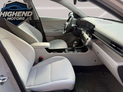 Used 2026 Hyundai Kona SEL Sport FWD image 16