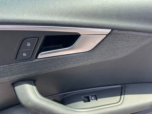 Used 2018 Audi A4 2.0T Ultra Premium w/ Convenience Package FWD image 37