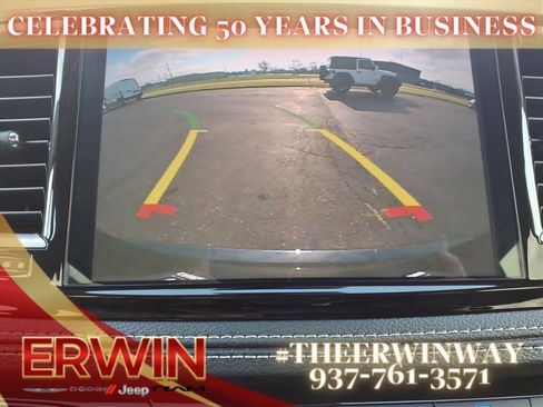 Certified 2024 Chrysler Pacifica Touring-L image 21