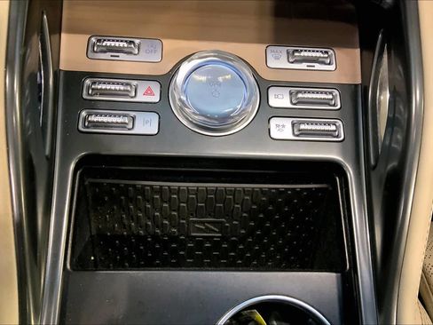 Used 2024 Lincoln Nautilus Reserve w/ Equipment Group 203A image 34