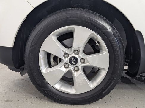 Used 2018 Kia Soul w/ Convenience Package FWD image 8