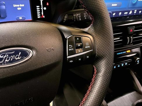 Certified 2024 Ford Escape ST-Line w/ Tech Pack #1 AWD/4WD image 23