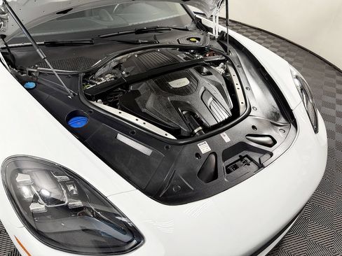 Used 2017 Porsche Panamera 4 AWD/4WD image 24