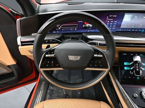 Used 2026 Cadillac Escalade IQ Sport 2 w/ LPO, ONYX Package image 29