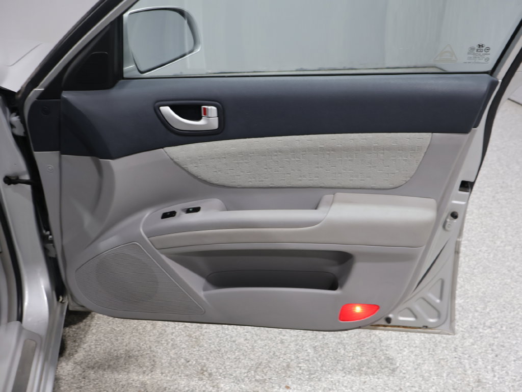 Used 2006 Hyundai Sonata GLS FWD image 23