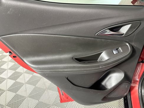 Used 2024 Buick Encore GX Sport Touring w/ Comfort Package image 25