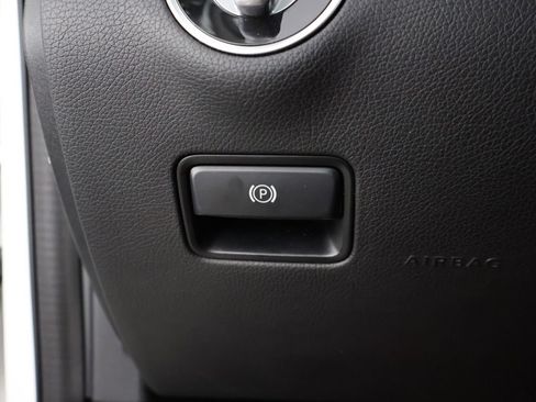 Used 2014 Mercedes-Benz ML 350 4MATIC image 40