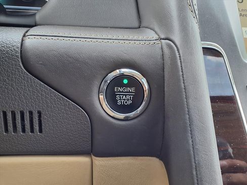 Used 2016 Lincoln Navigator Reserve RWD image 20