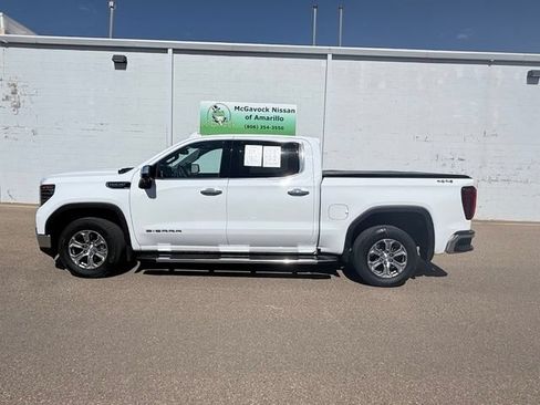 Used 2025 GMC Sierra 1500 SLT w/ SLT Convenience Package AWD/4WD image 9