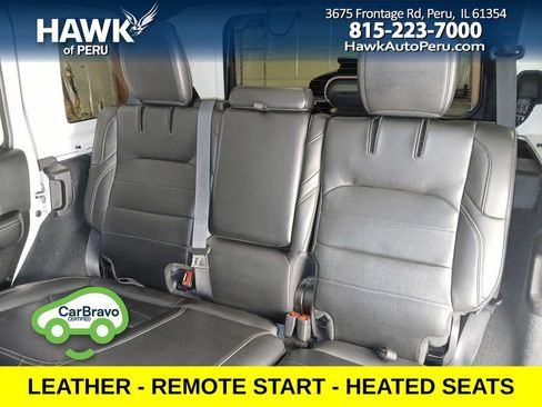 Used 2022 Jeep Wrangler Unlimited Sahara AWD/4WD image 13