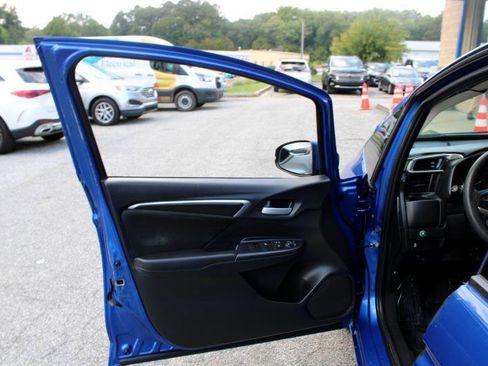 Used 2020 Honda Fit LX image 19