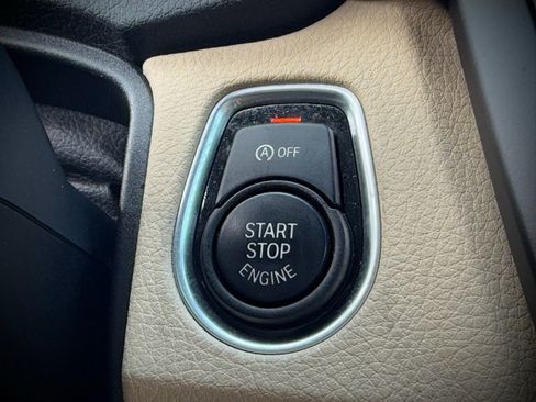 Used 2014 BMW 428i xDrive Convertible image 25