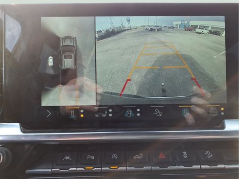 Used 2023 Chevrolet Silverado 1500 LTZ image 28