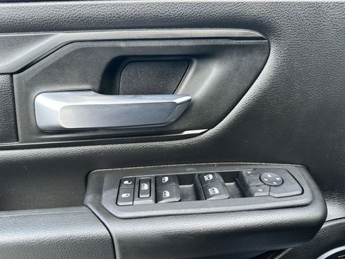 Certified 2025 RAM 1500 Warlock AWD/4WD image 21
