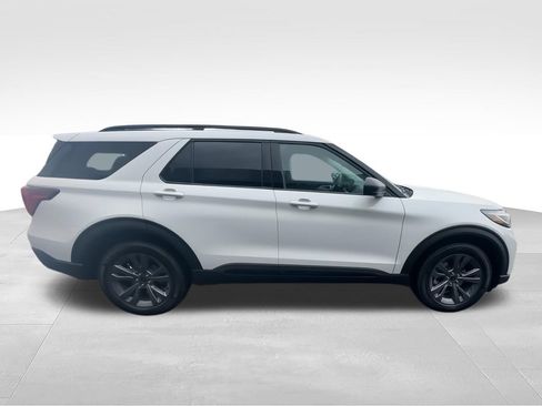 New 2026 Ford Explorer Active w/ Active Comfort Package AWD/4WD image 8