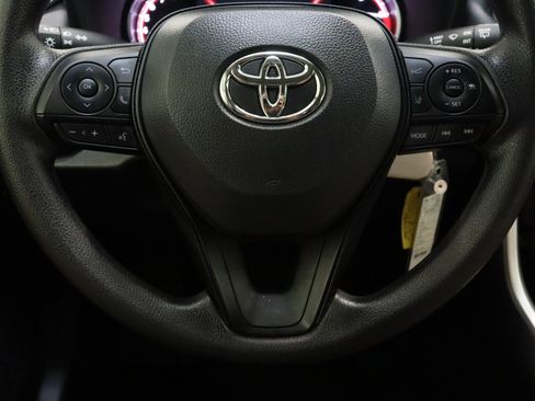 Used 2025 Toyota RAV4 LE FWD image 21