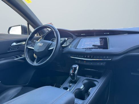 Used 2023 Cadillac XT4 Sport image 14