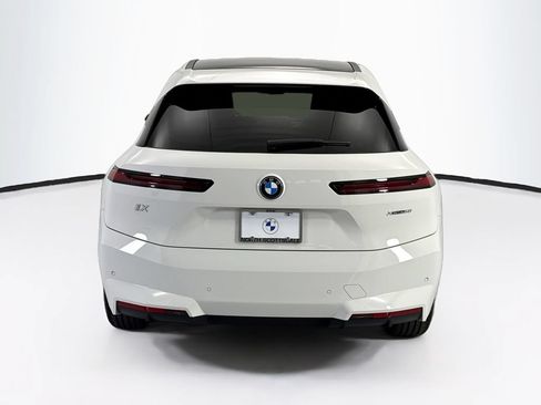 Used 2026 BMW iX xDrive60 AWD/4WD image 6