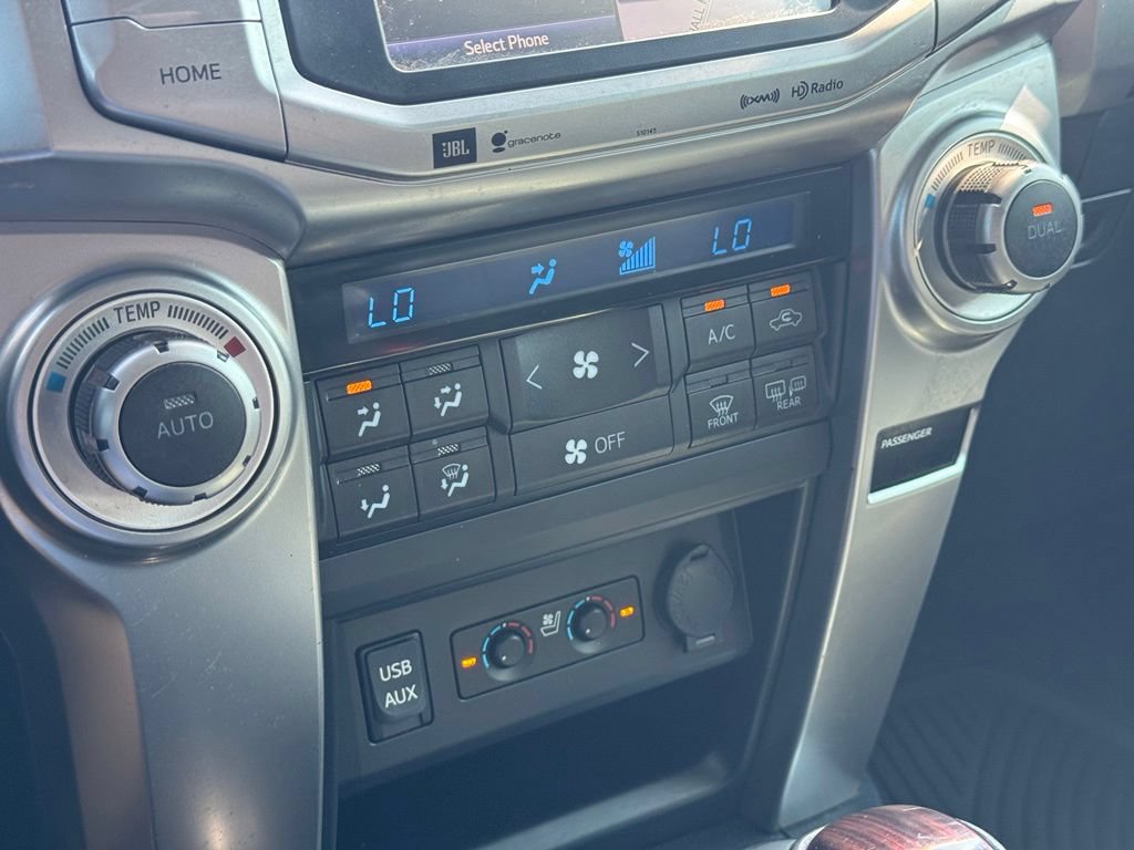 Used 2018 Toyota 4Runner Limited AWD/4WD image 30