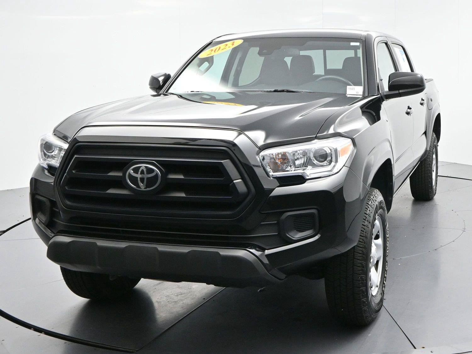 Used 2023 Toyota Tacoma SR w/ SR Convenience Package RWD image 2